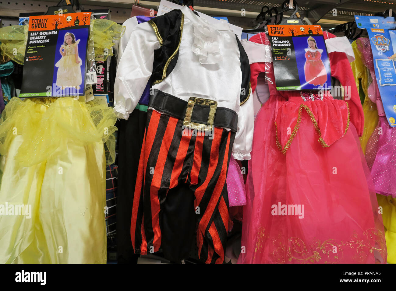 Halloween Decorations, USA Stock Photo Alamy