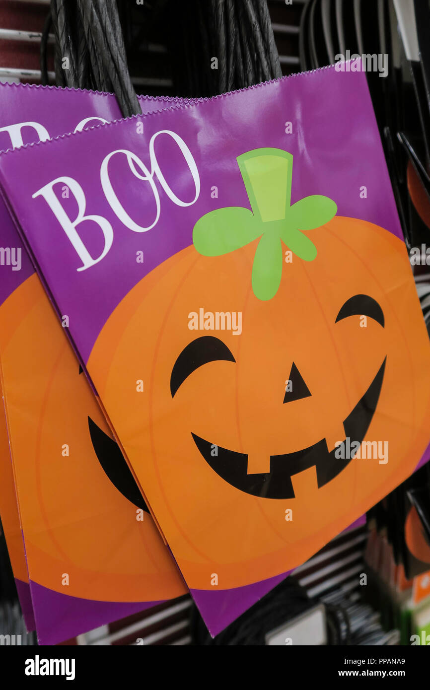 Halloween Decorations, USA Stock Photo Alamy