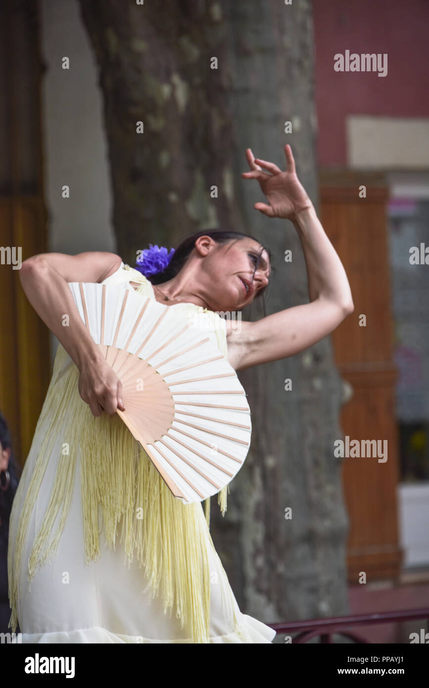 public performance of flamenco on the annual street festival of lavender honey in Riez, Provence, France, department Alpes-de-Haute-Provence Stock Photo