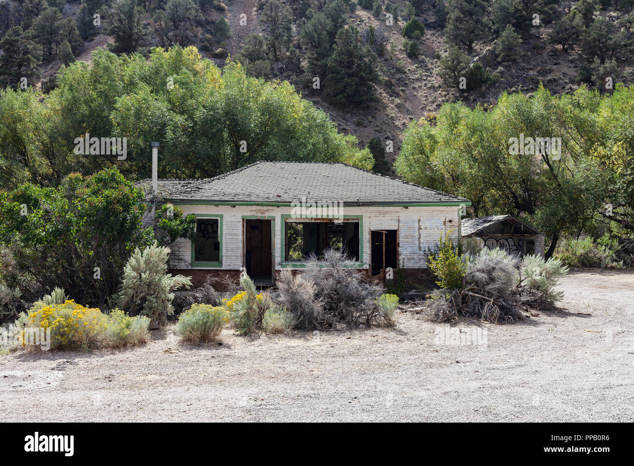 Carrol Station along Highway 722 in Nevada was once a Texaco gas staion and local watering hole along the Lincoln Highway and US 50. The gas station w Stock Photo