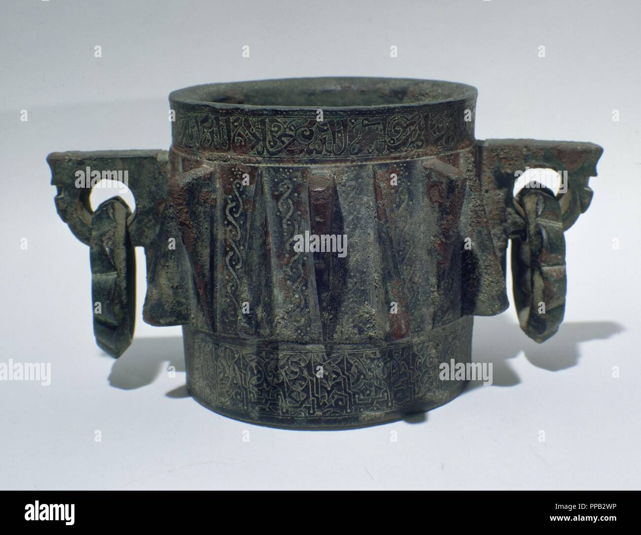 Mortero de bronce hi-res stock photography and images - Alamy