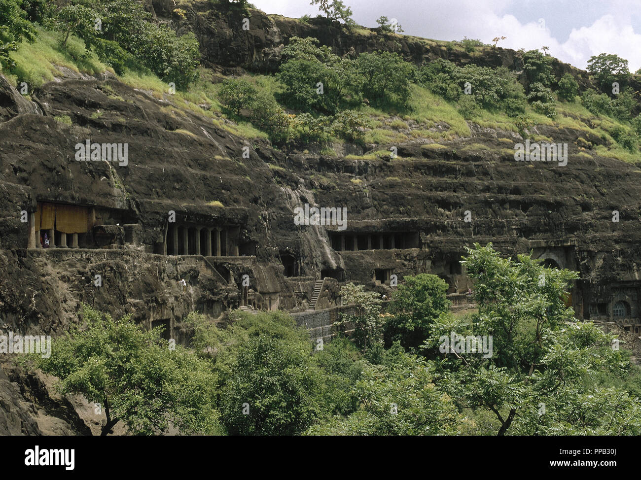 India. The Ajanta Caves. Rock-cut Buddhist cave monuments, dating from 2nd century BCE to aroun 480 CE. Aurangabad district. Maharashtra state. Stock Photo