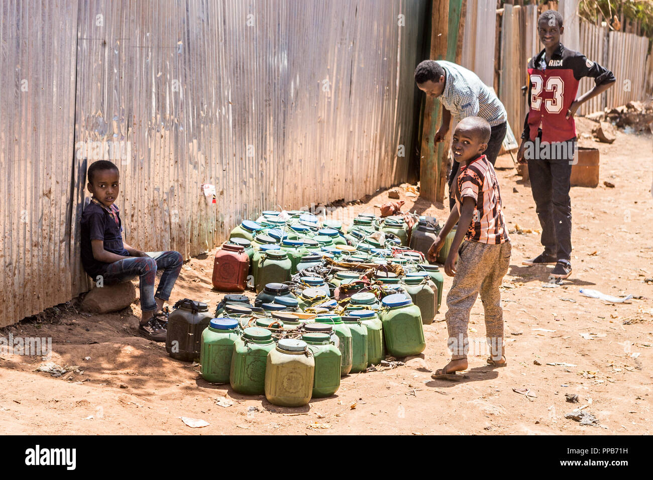 Honey pots, Dolo Mena market, Oromia Region, Ethiopia Stock Photo Alamy