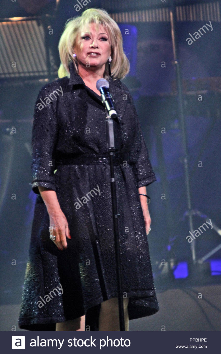 Elaine Paige (born 1948) naked (63 foto and video), Topless, Hot, Instagram, lingerie 2020 Elaine Paige (born 1948) naked (29 photos), Ass, Leaked, Twitter, panties 2015