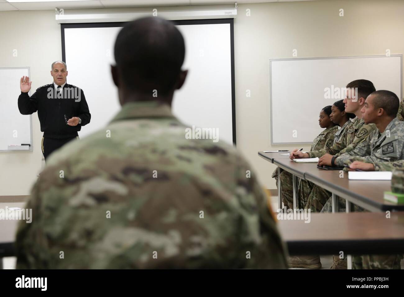 Gen. Gus Perna, commander of the Army Materiel Command, talks to ROTC