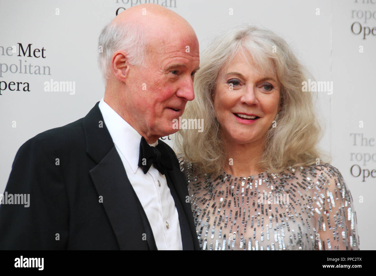 A_ blythe danner hires stock photography and images Alamy