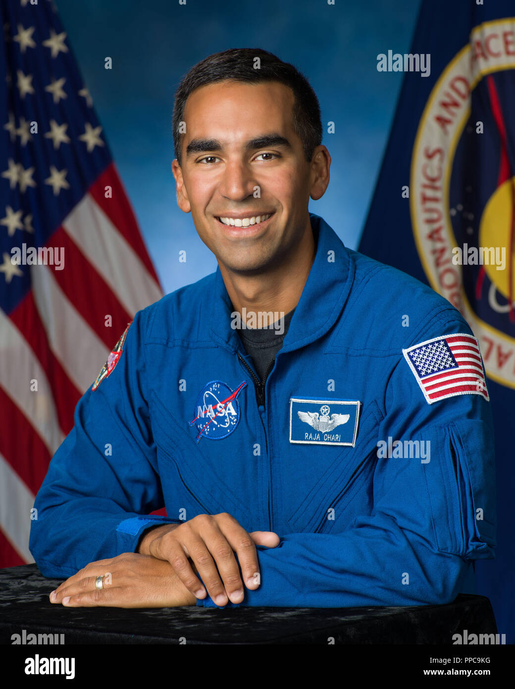 Portrait smiling vertical nasa hi-res stock photography and images - Alamy