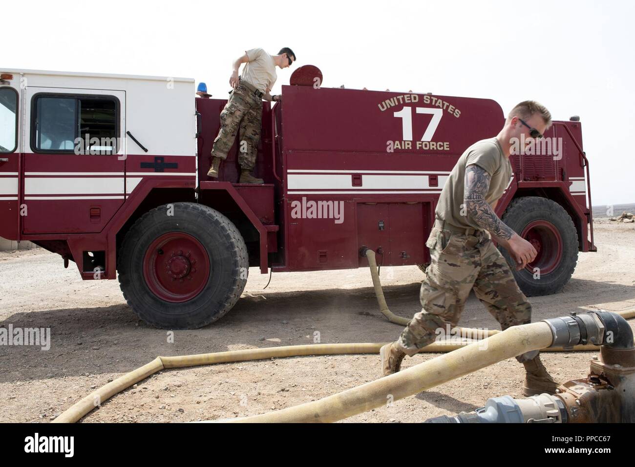 Tank Inspections Stock Photos Tank Inspections Stock Images Alamy