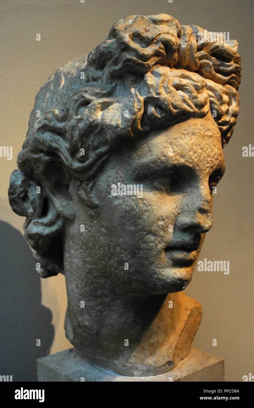 Ancient Near high quality eastern marble head