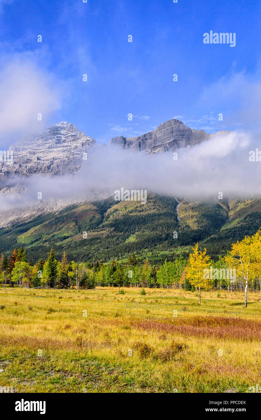 Kananaskis Country as seen from the SmithDorrien Spray Lakes Trail