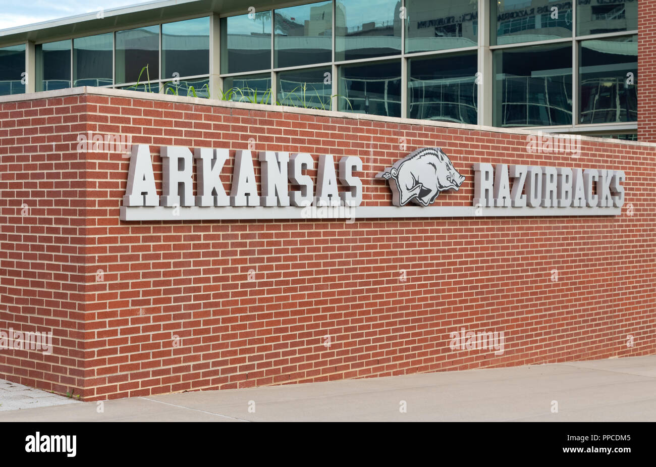 FAYETTEVILLE, AR/USA - JUNE 7, 2018: Arkansas Razorback sports logo on the campus of the University of Arkansas. Stock Photo