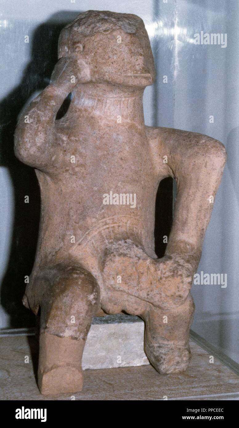 Greece. Prehistory. Chalcolithic or Copper Age. Idol of clay. From Thessalia. 4500-3200 BC. National Archaeological Museum of Athens. Greece. Stock Photo