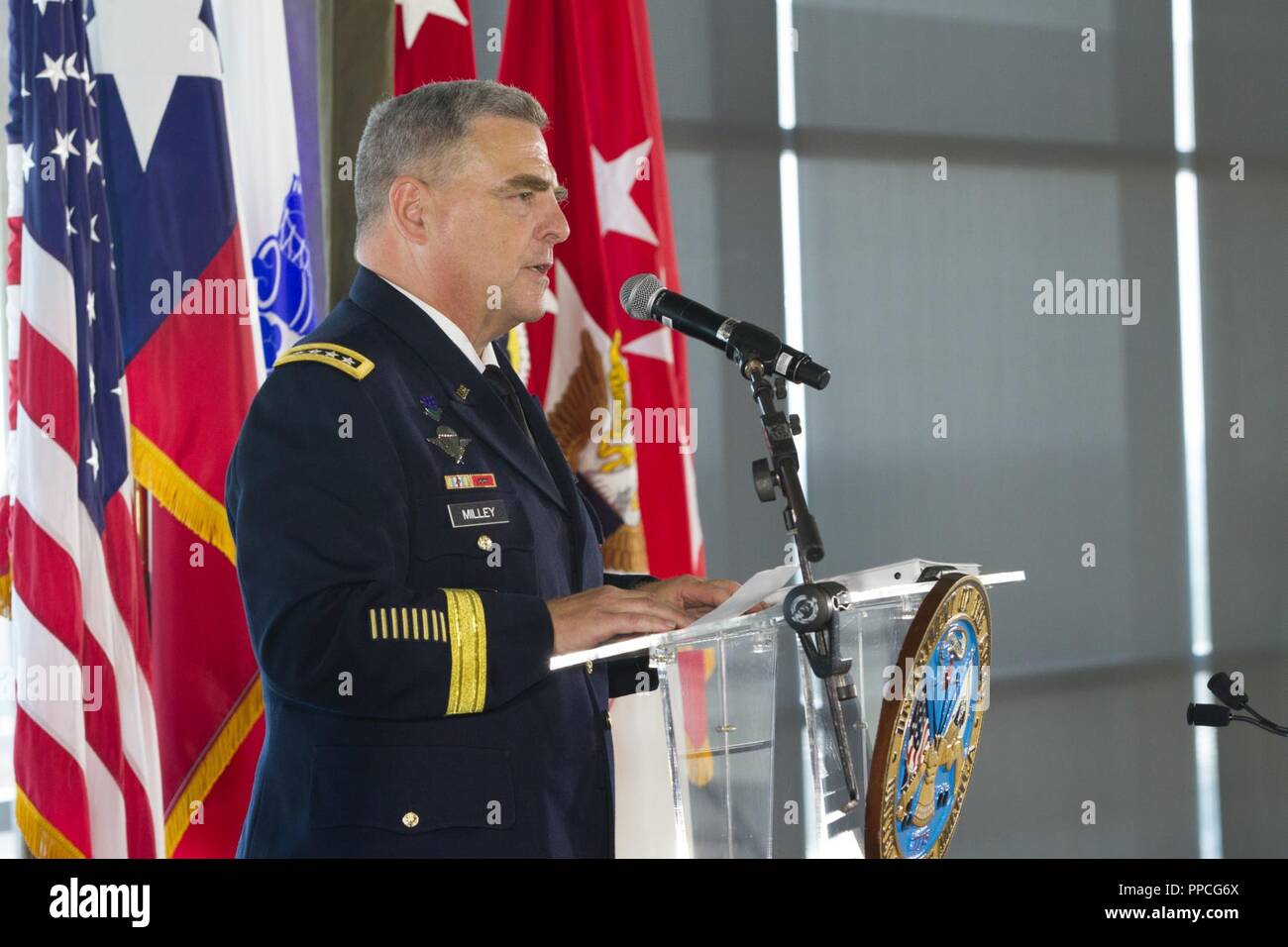 Us army futures command hi-res stock photography and images - Alamy