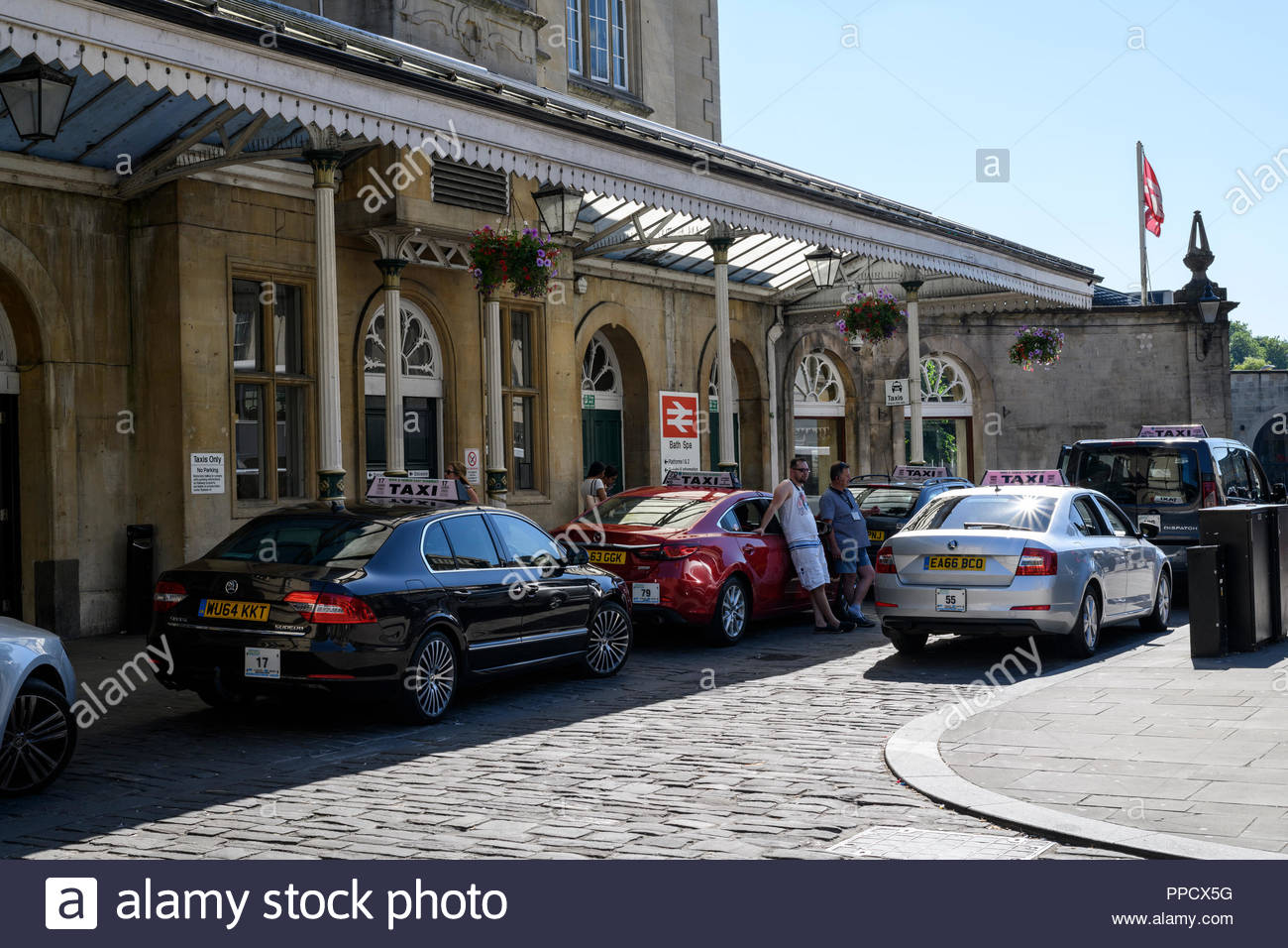 Bath Spa Train Station High Resolution Stock Photography and Images Alamy