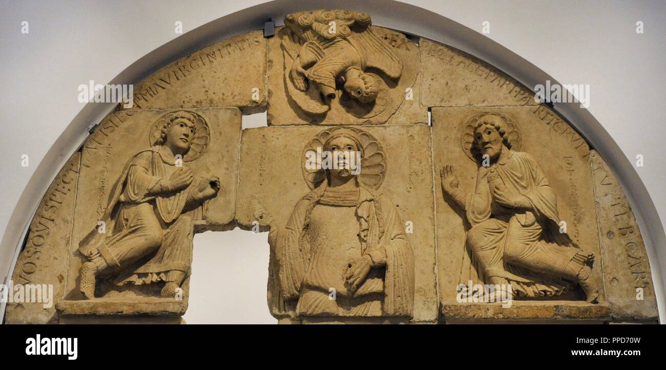 Tympanum from church of St. Cecilia. Cologne, Germany, c. 1160-1170. Limestone. Romanesque. Schnu tgen Museum. Cologne, Germany. Stock Photo