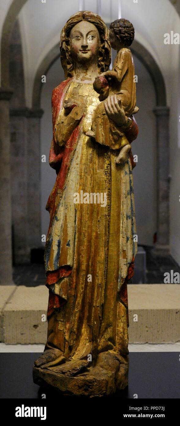 Ollesheim Madonna. Cologne, c. 1260-1270. Beech, polychrome. Schnu tgen Museum. Cologne, Germany. Stock Photo