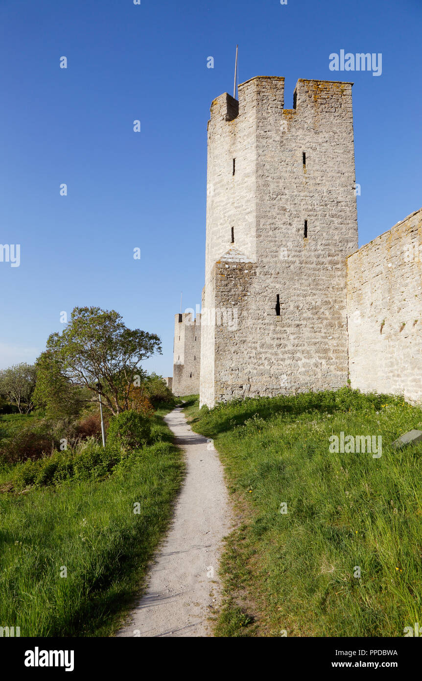 Old stone fortification tower hi-res stock photography and images - Alamy