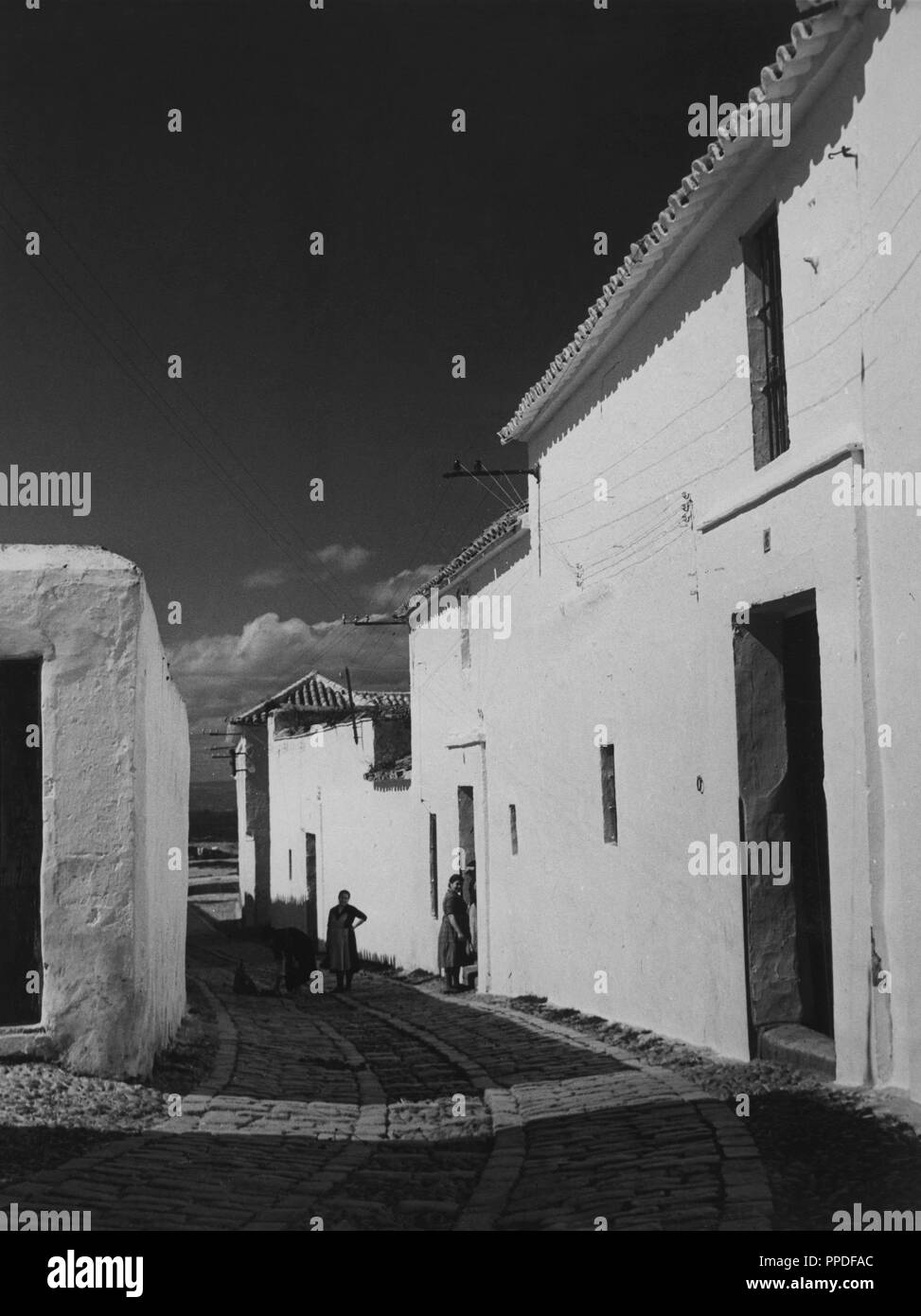 España. Calle de Carmona (Sevilla). Años 1950. Stock Photo