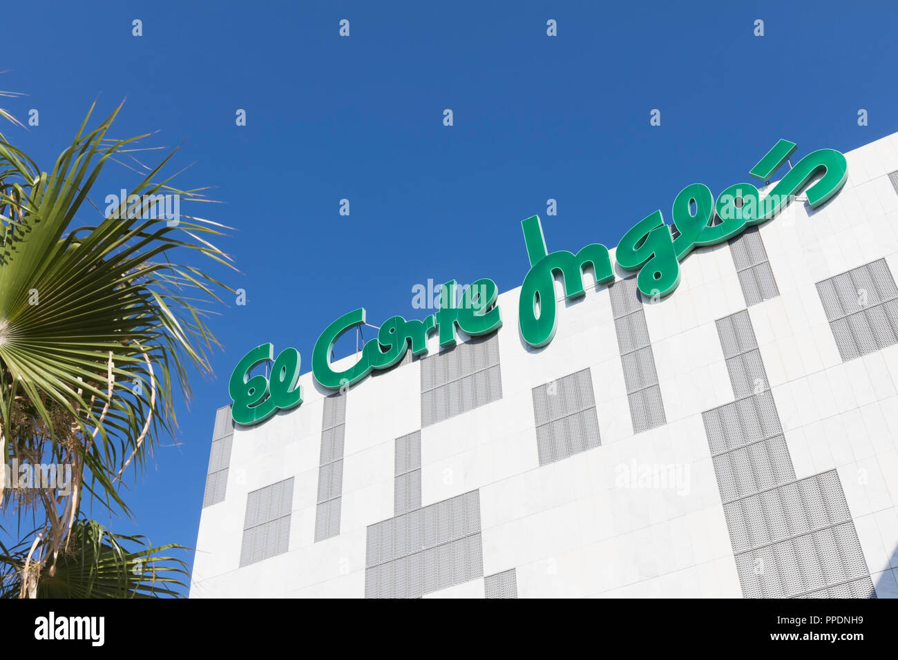 Fuengirola, Costa del Sol, Malaga Province, Andalusia, southern Spain.  El Corte Ingles department store. Stock Photo