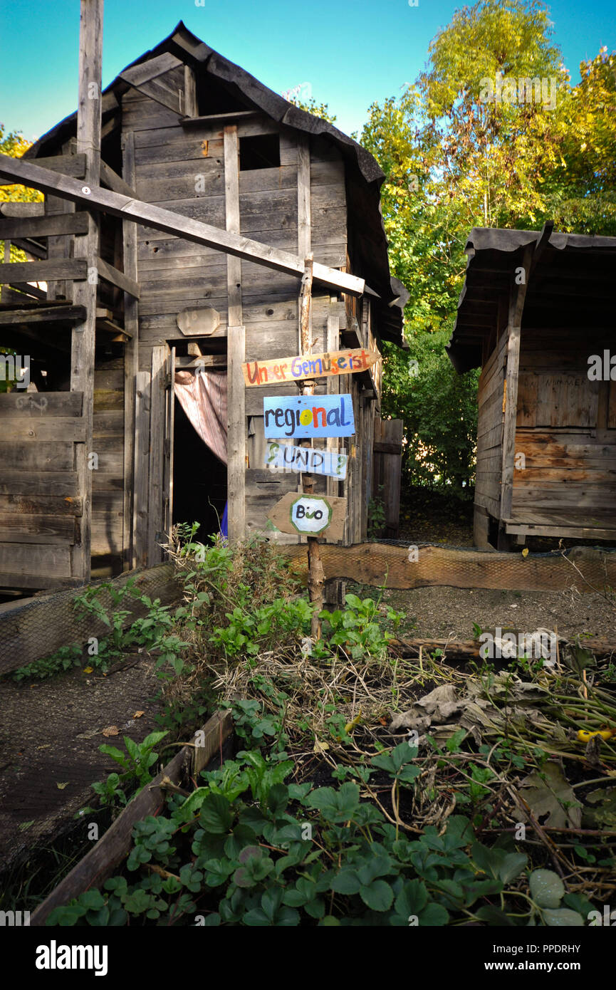 Bed for organic vegetables on the adventure playground at the Schuttberg (rubble mountain) in the Belgradstrasse 169 in Schwabing. Stock Photo