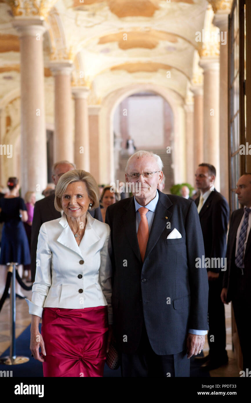 Roman Herzog, former Chancellor and his wife Alexandra Freifrau von Berlichingen at the reception of His Royal Highness Franz Duke of Bavaria on the occasion of his 80th birthday in Schleissheim Palace. Stock Photo