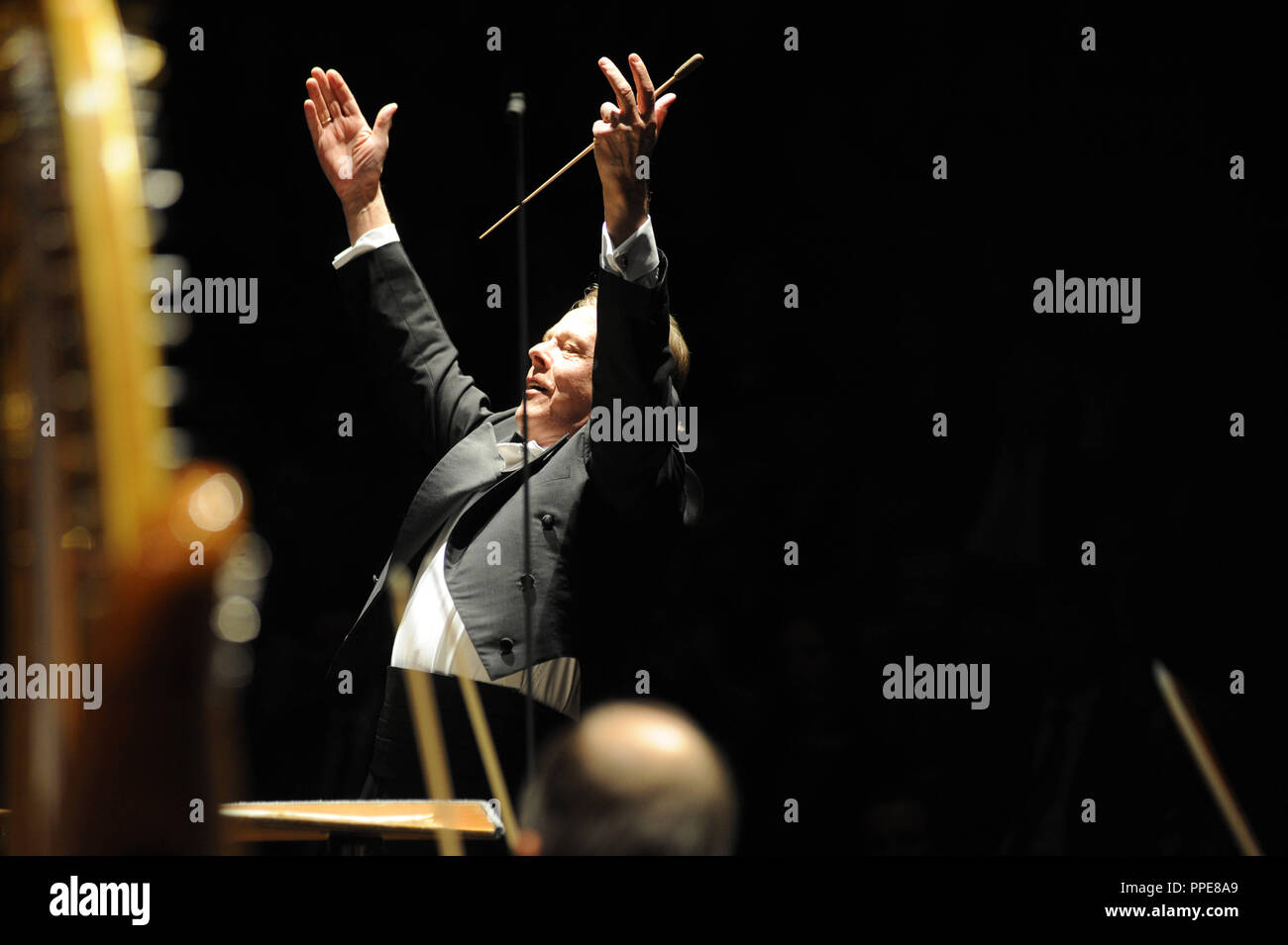 65 years of 'Adventskalender fuer gute Werke e.V.' (Advent Calendar for Good Causes) of Sueddeutsche Zeitung: conductor Mariss Jansons during the charity concert of the Symphony Orchestra of the Bavarian Radio in the Prinzregententheater in Munich. Stock Photo