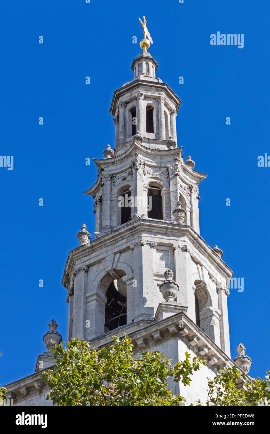 London, The Strand   The spire of St Clement Danes, the RAF church Stock Photo