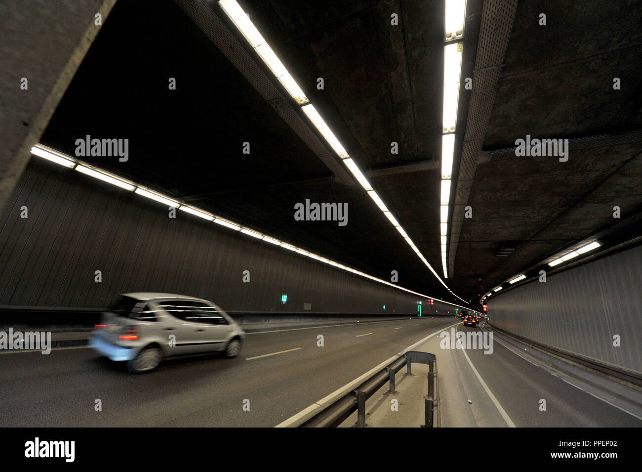 Petuel tunnel hi-res stock photography and images - Alamy