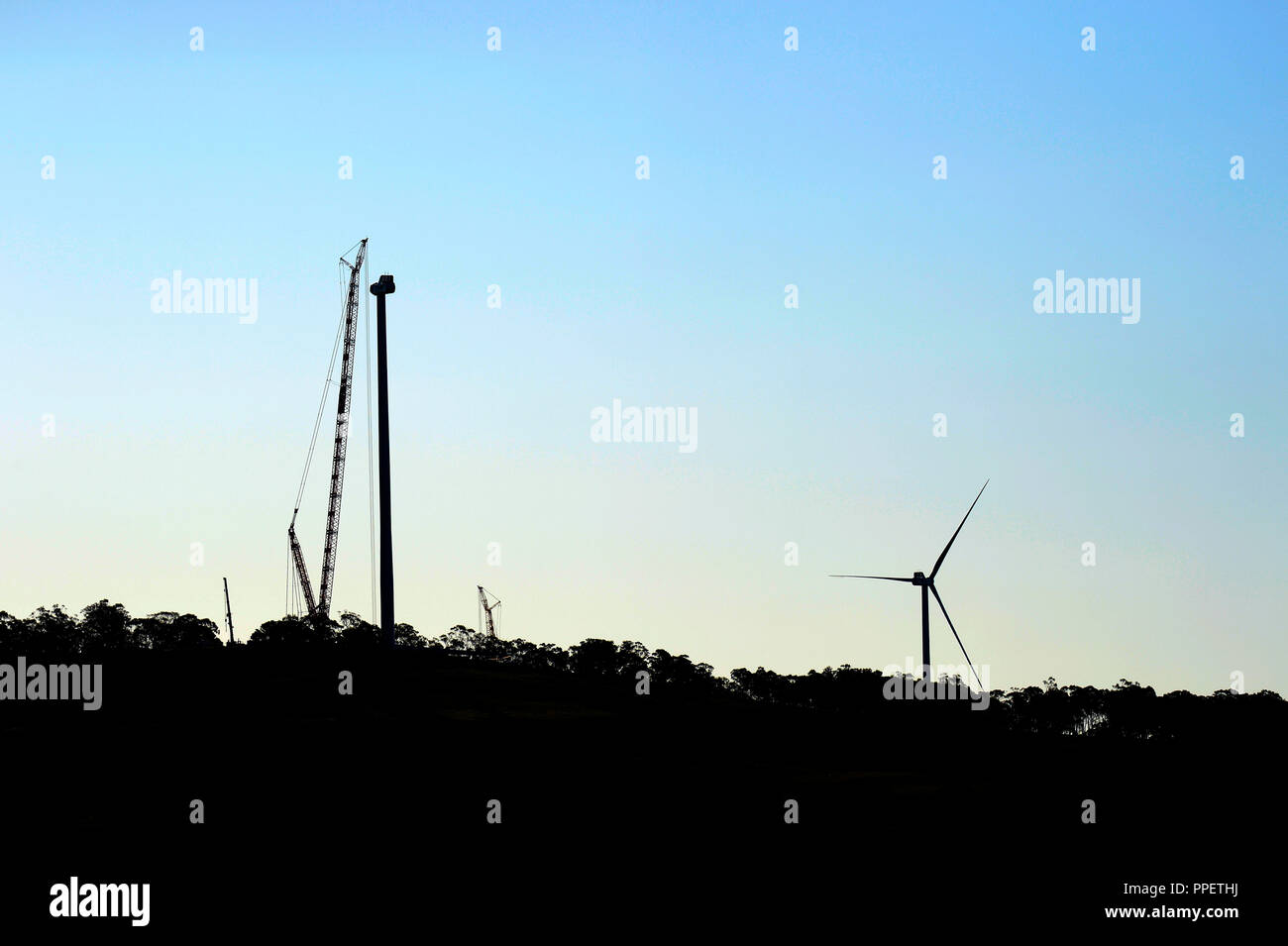 Crane erecting wind turbine at the Sapphire wind farm near glen innes