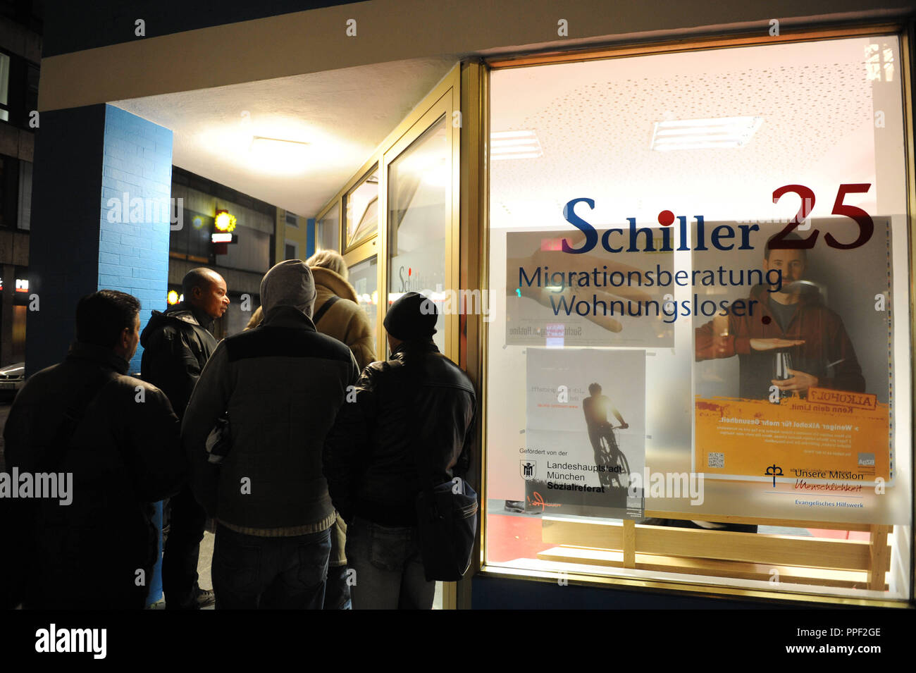 The 'Schiller 25' advisory center in the Bodelschwingh Haus of the Evangelisches Hilfswerk on the corner of Schillerstrasse / Landwehrstrasse offers migration guidance for the homeless, especially from the Eastern and Southern Europe. In the winter half-year cold shelters of the city of Munich are offered. Stock Photo