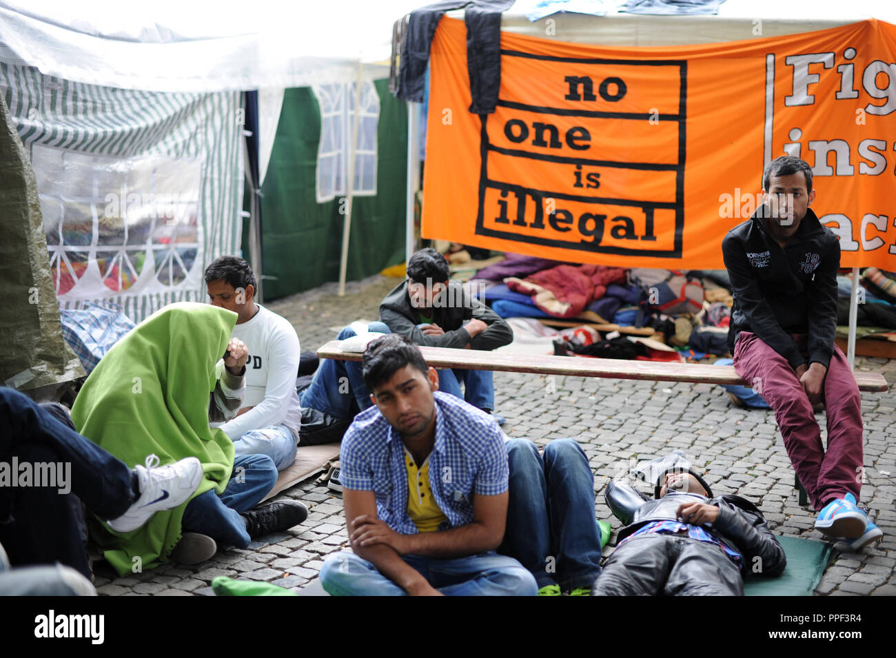 Hunger strike hires stock photography and images Alamy