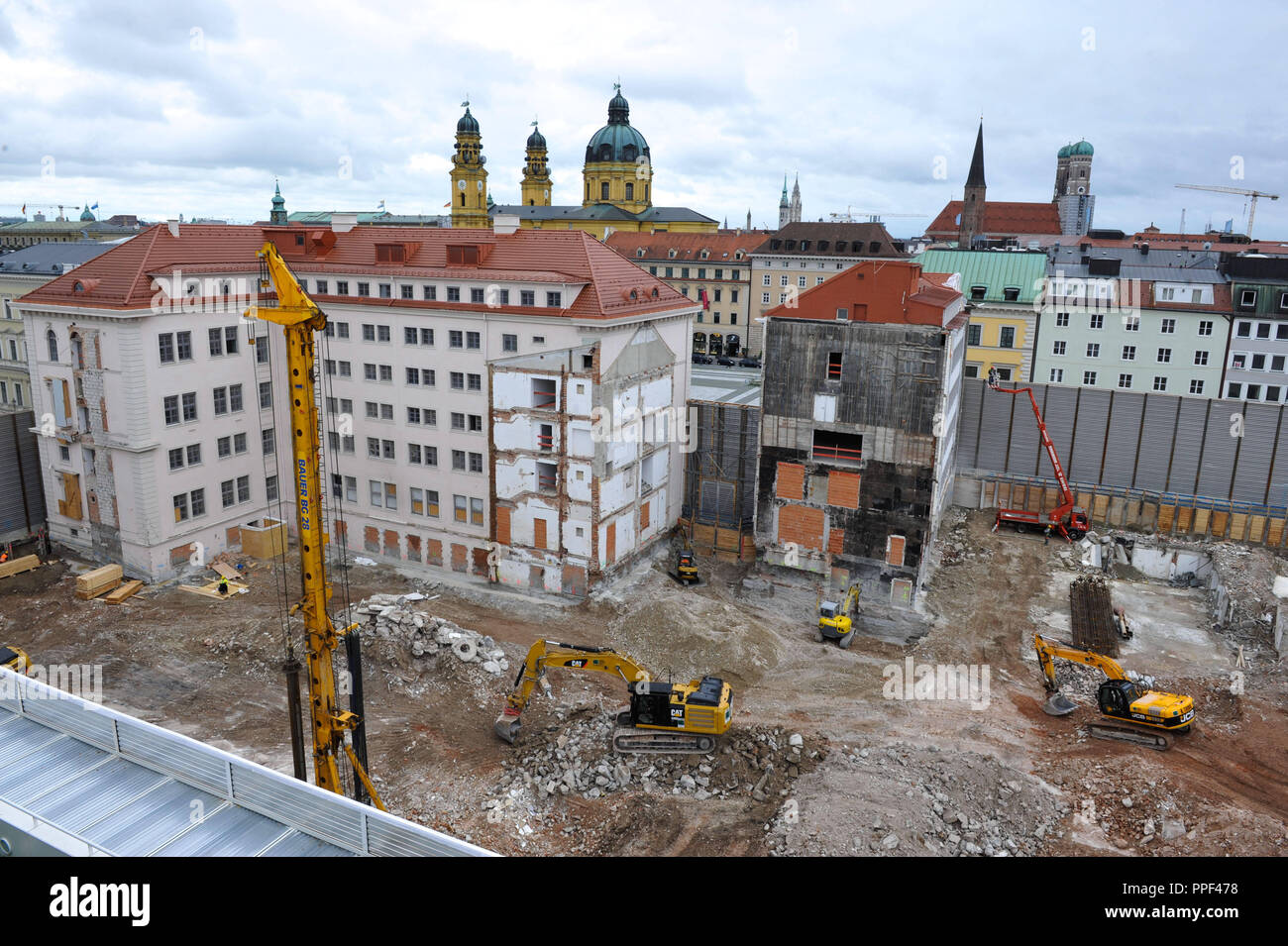 Construction site on the Siemens area at Altstadtring with view of the Wittelsbacherplatz and the Old Town. Soon here will start the construction of the new corporate headquarters. Stock Photo