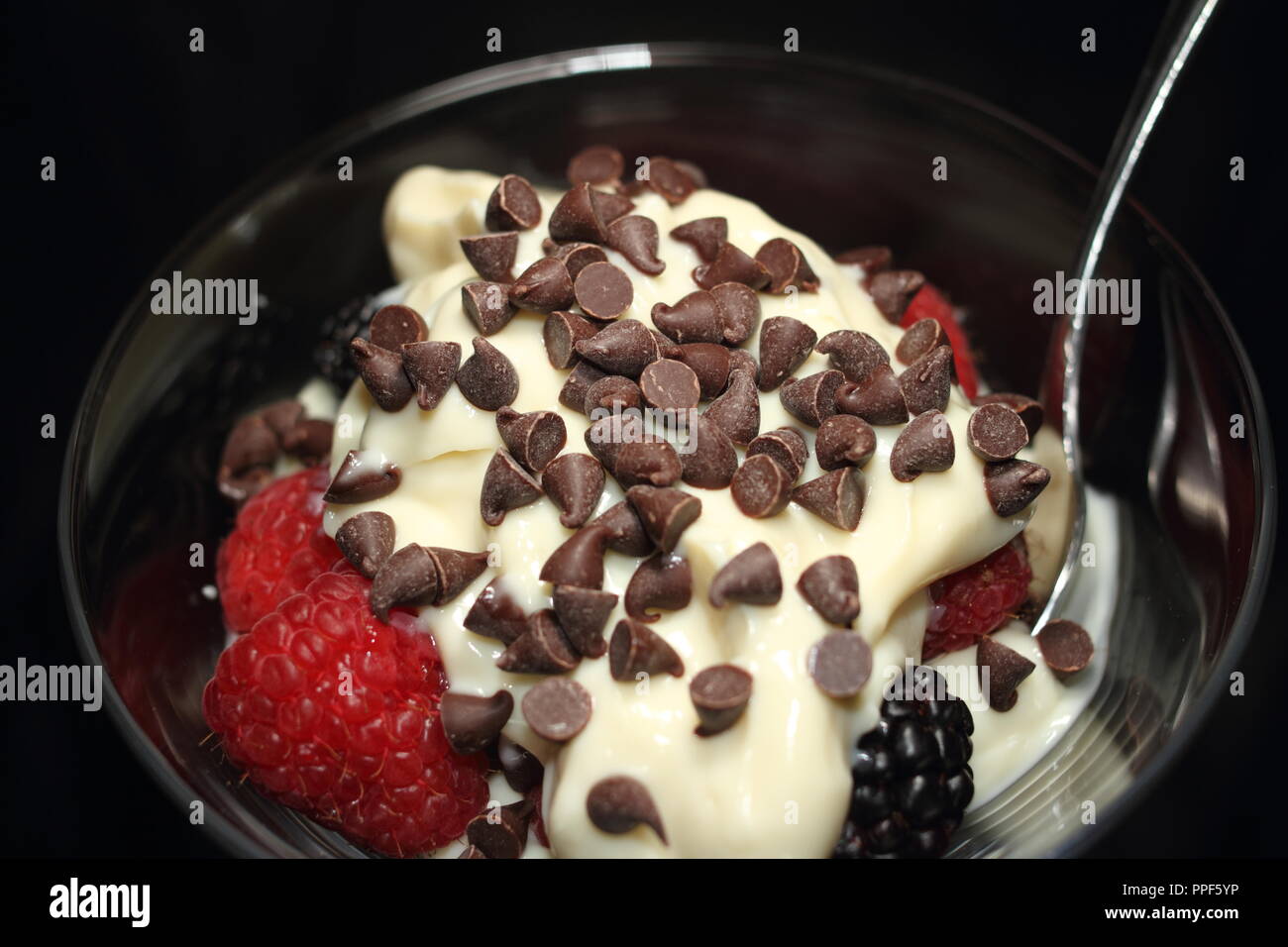 Vanilla Pudding Parfait Stock Photo Alamy