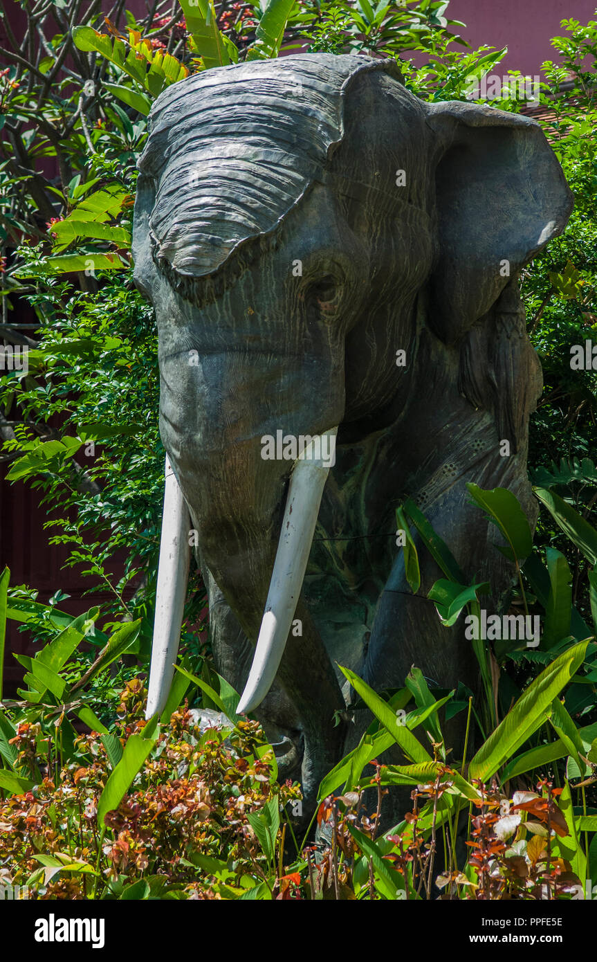 Statue of an elephant in the grounds of the National Museum of Cambodia, Phnom Penh, Cambodia Stock Photo