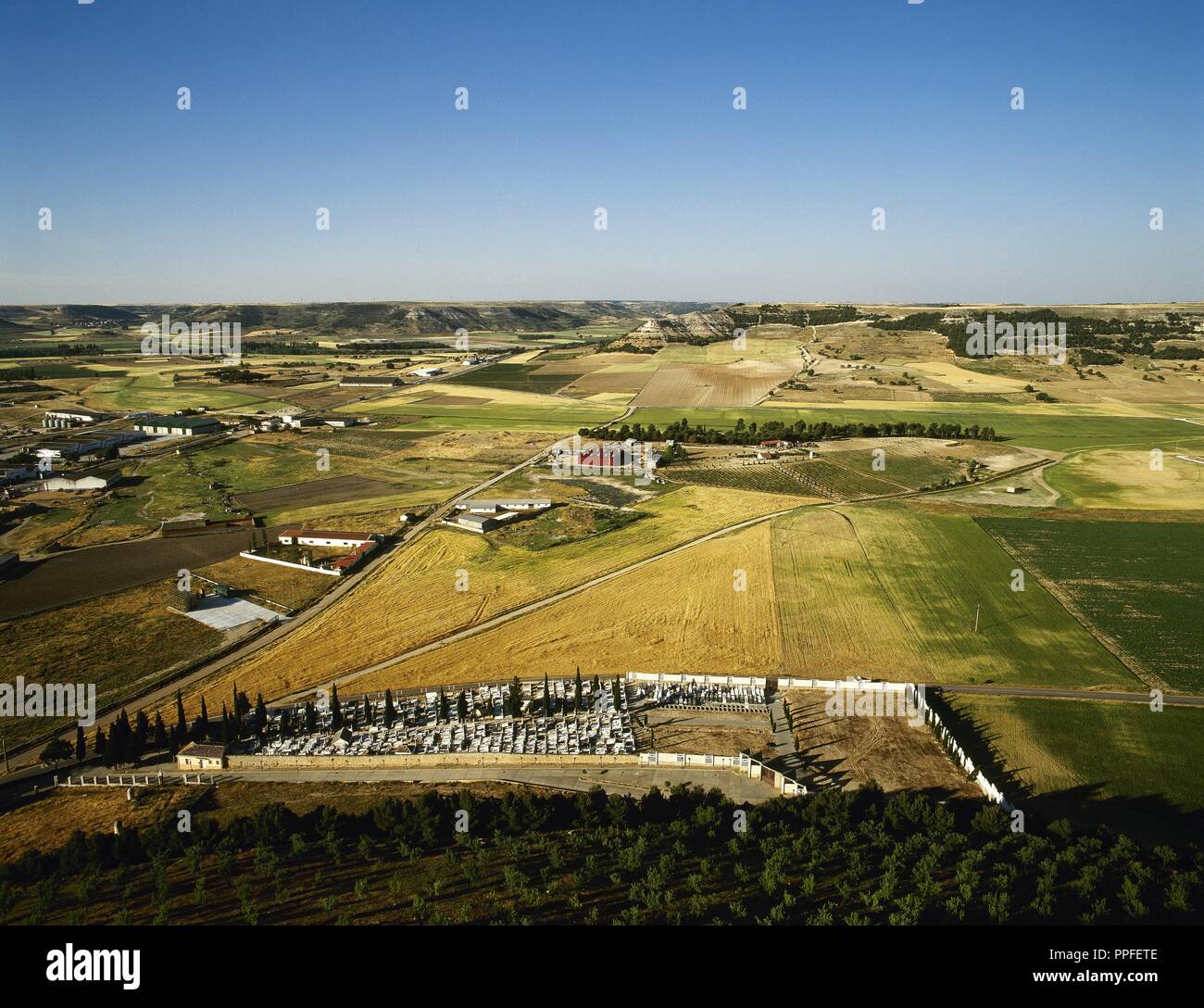 Wheat field spanish meseta hires stock photography and images Alamy