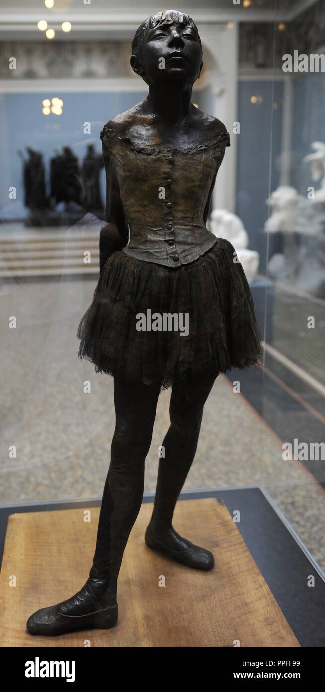 Edgar Degas (1834-1917). French scultor. Litlle Fourteen year old dancer.  1879-1881. Ny Carlsberg Glyptotek. Copenhagen. Denmark Stock Photo - Alamy