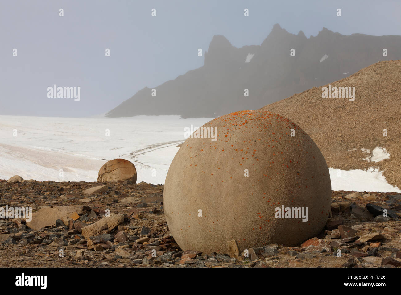 Stone balls or spheres hires stock photography and images Alamy