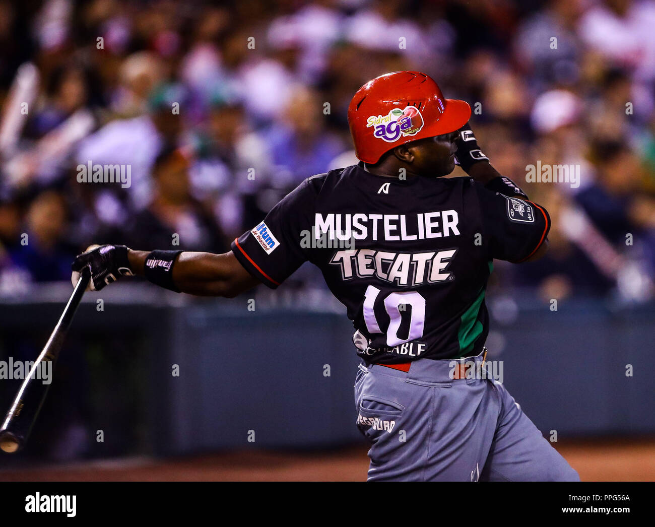 Ronier Mustelier, durante el segundo día de actividades de la Serie del ...