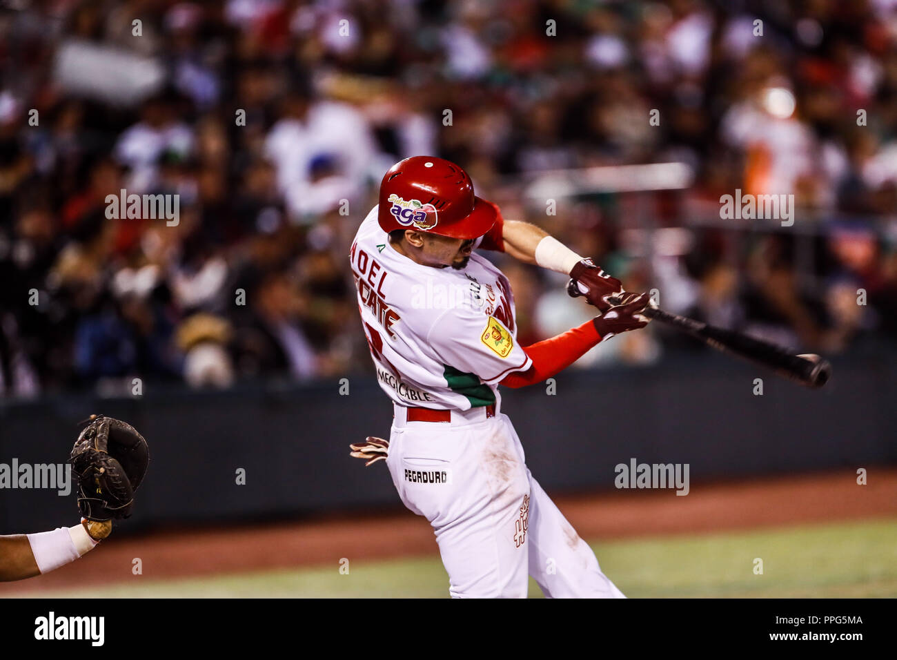 Acciones, durante el partido de beisbol de la Serie del Caribe con el encuentro entre Tomateros de Culiacan de Mexico contra los Caribes de Anzoátegui Stock Photo