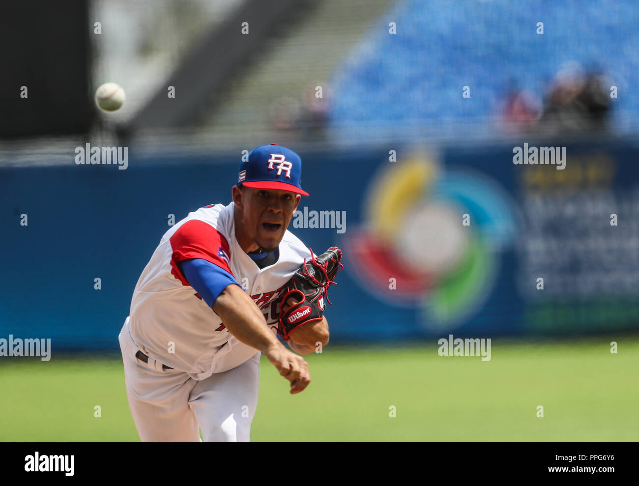 El color hace hi-res stock photography and images - Alamy