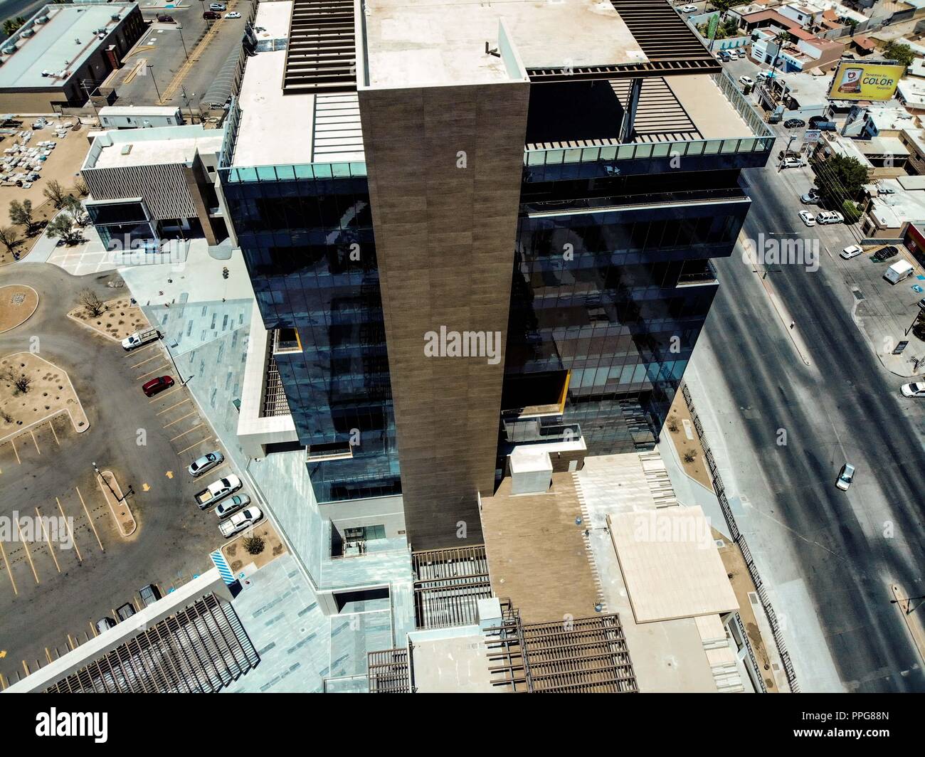 Metrocentro Tower in Hermosillo, Sonora. commercial center and business