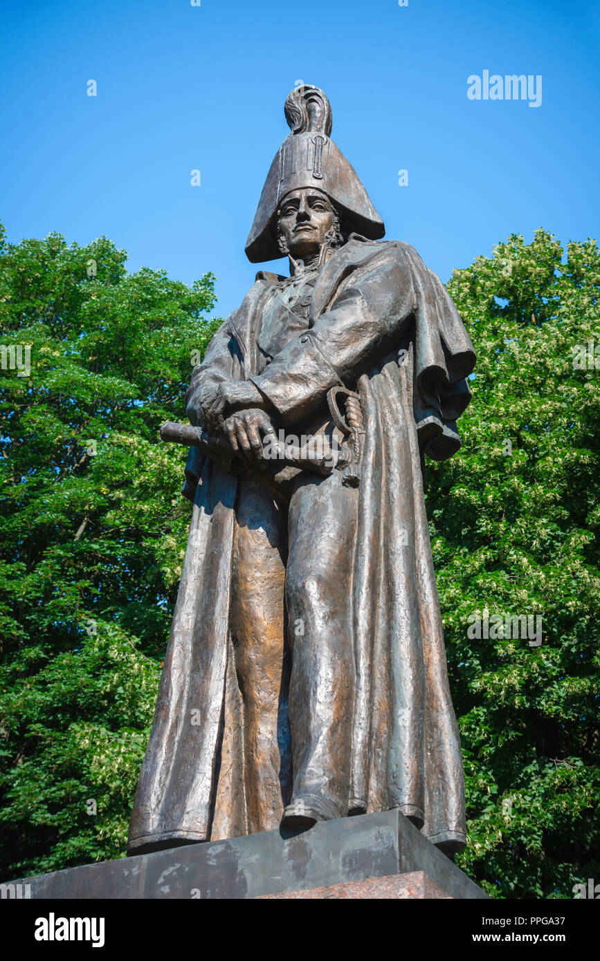 Michael Barclay de Tolly, statue of Russian Field Marshal Michael Andreas Barclay de Tolly in the Esplanade Park in Riga, Latvia. Stock Photo