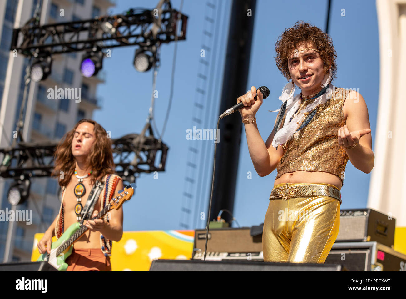 Las Vegas, Illinois, USA. 22nd Sep, 2018. SAM KISZKA and JOSH KISZKA of