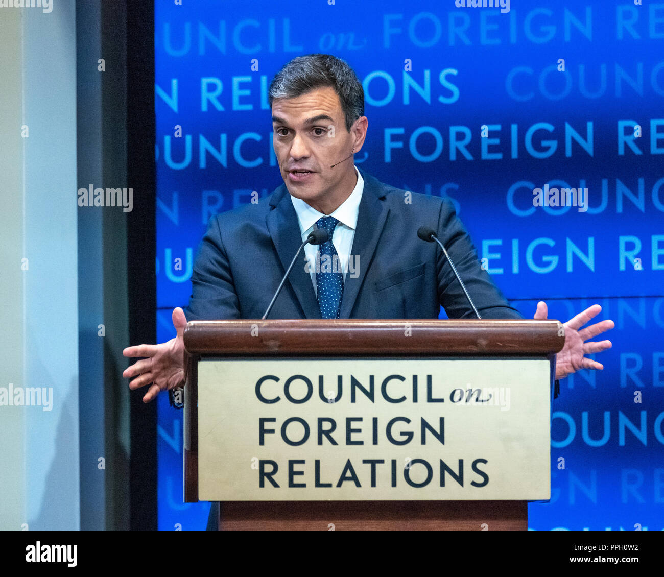 New York, USA, 25 September 2018.  Spanish Prime Minister Pedro Sanchez addresses an event at the Council on Foreign Relations in New York, on the sidelines of the 73rd United Nations General Assembly.  Photo by Enrique Shore Credit: Enrique Shore/Alamy Live News Stock Photo