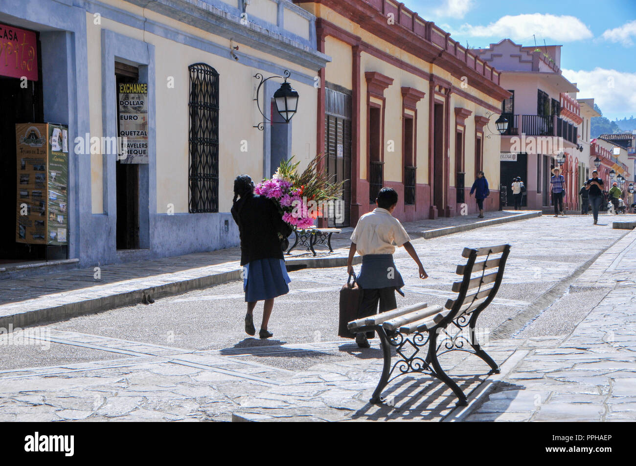 Indegenious Of Mexico High Resolution Stock Photography and Images - Alamy
