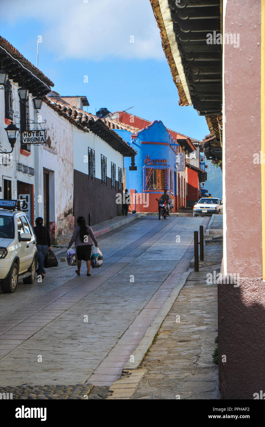 Indegenious Of Mexico High Resolution Stock Photography and Images - Alamy