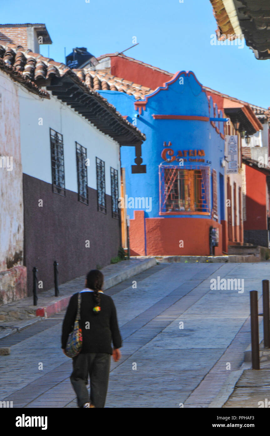 Indegenious of mexico hi-res stock photography and images - Alamy