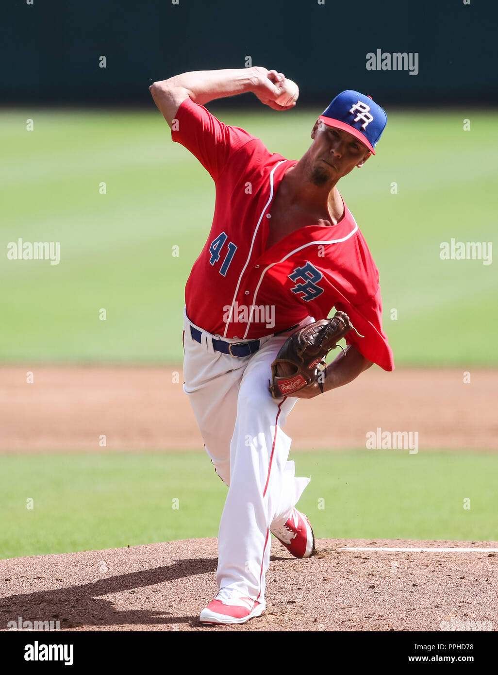 John Brownell pitcher inicial de Puerto Rico , durante el partido de beisbol  de la Serie del Caribe entre Republica Dominicana vs Puerto Rico en el Nu  Stock Photo - Alamy