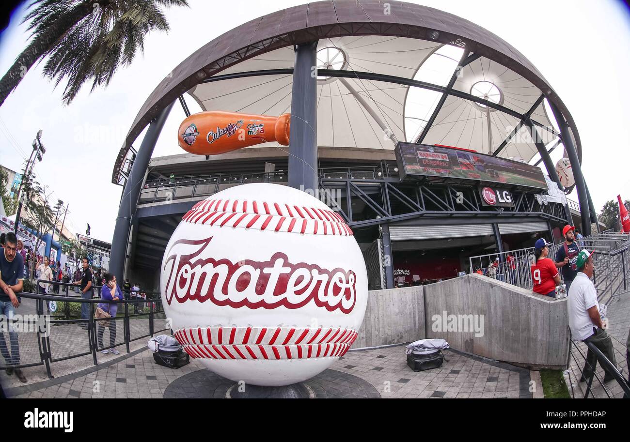 Fachada de el estadio de los Tomateros , durante el partido de beisbol