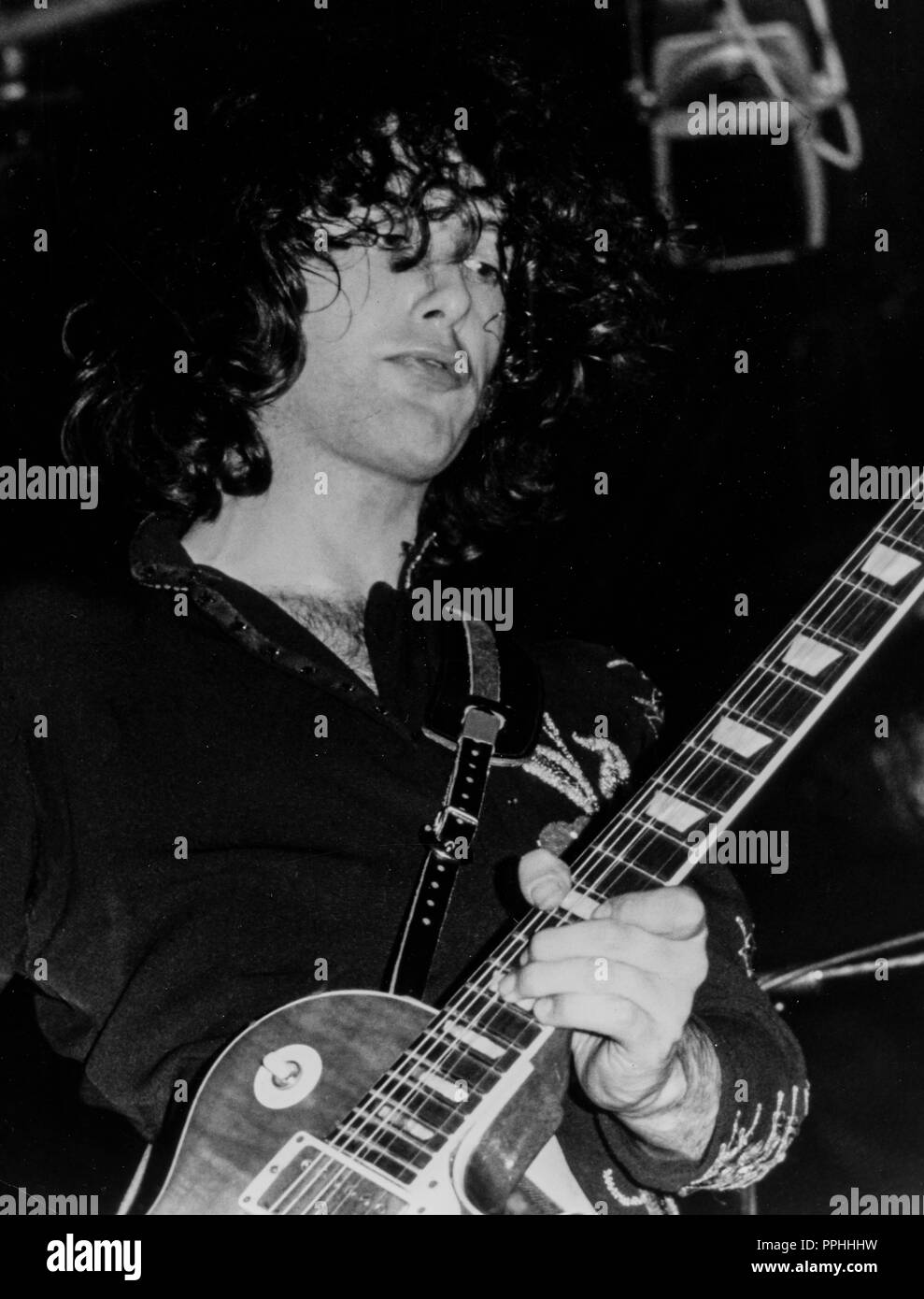 jimmy page, led zeppelin, 70s Stock Photo - Alamy